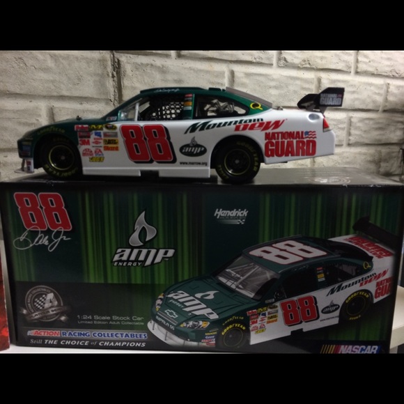 Dale Earnhardt items - Picture 6 of 6